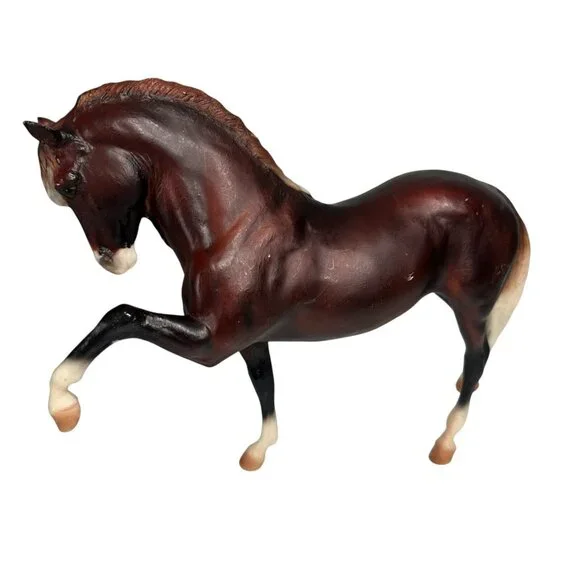 Breyer Horse #918 Promenade Chestnut Andalusian Legionario - Picture 8 of 15
